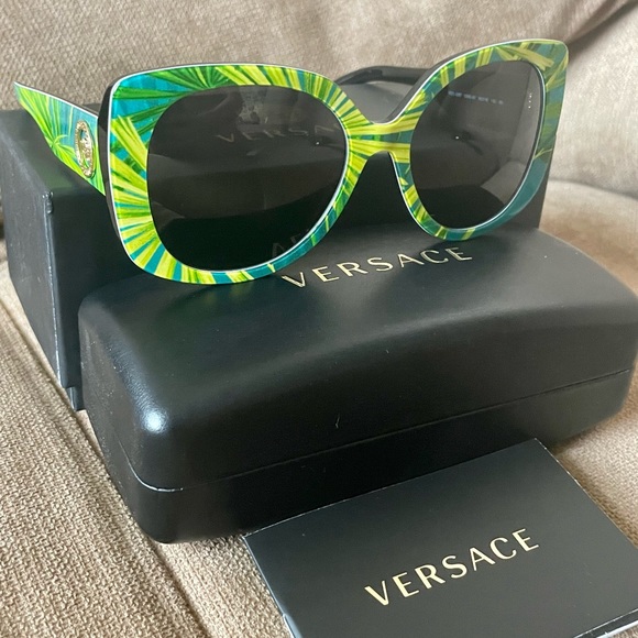 Versace Accessories - Versace Sunglasses